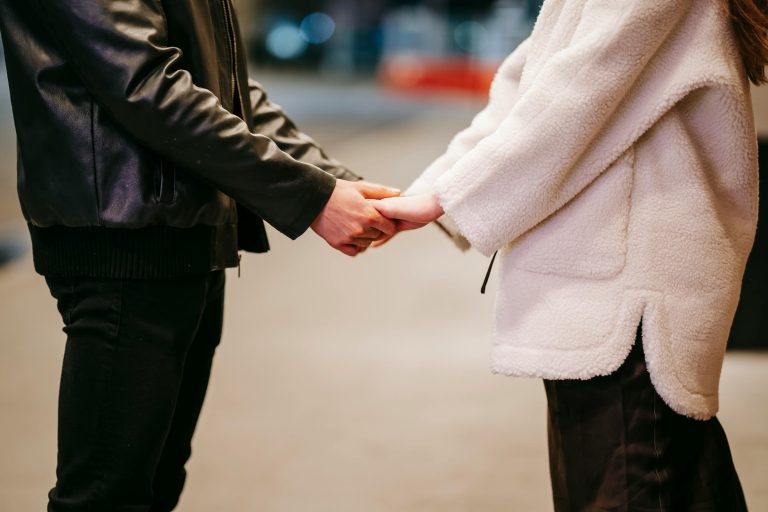 Rompiendo Barreras: Guía Práctica para Encontrar el Amor en la Segunda Mitad de la Vida